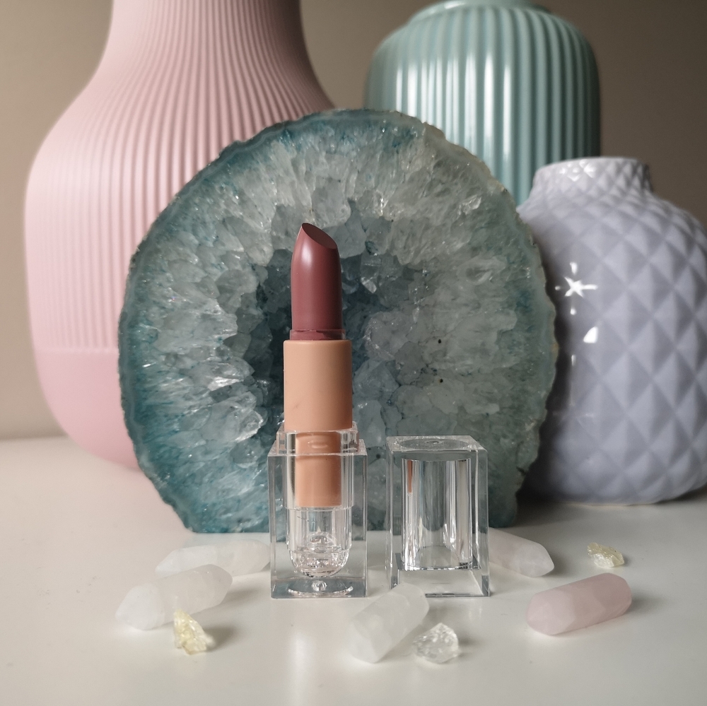 KKW BEAUTY | Pink 5 - Warm Mauve crème lipstick